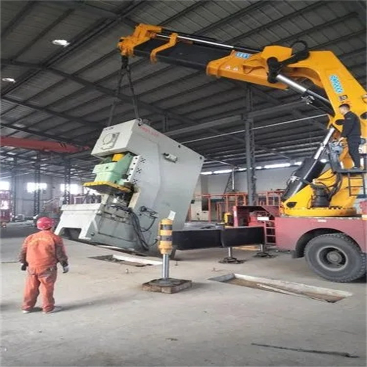 蒙城县80吨折臂吊车出租附近电话